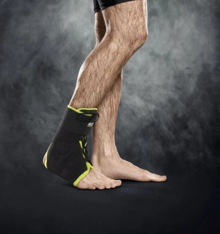 Бандаж на голеностоп Select Ankle support lace-up
