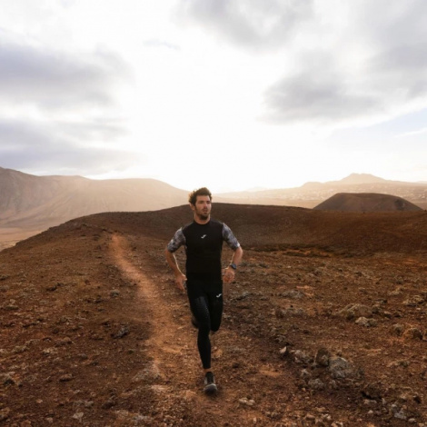 Футболка Joma R-NATURE SHORT SLEEVE T-SHIRT BLACK