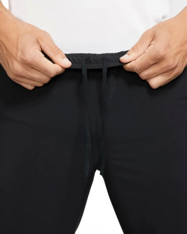 Спортивні штани для бігу Nike M NK ESSENTIAL WOVEN PANT чорні BV4833-010
