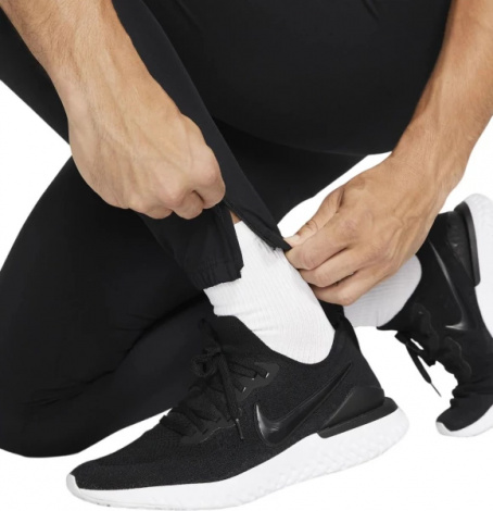 Спортивні штани для бігу Nike M NK ESSENTIAL WOVEN PANT чорні BV4833-010