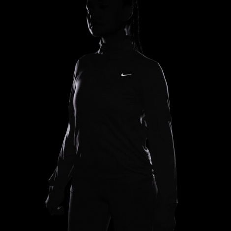 Реглан для бігу жіночий Nike SWIFT TOP фіолетовий FB4316-536