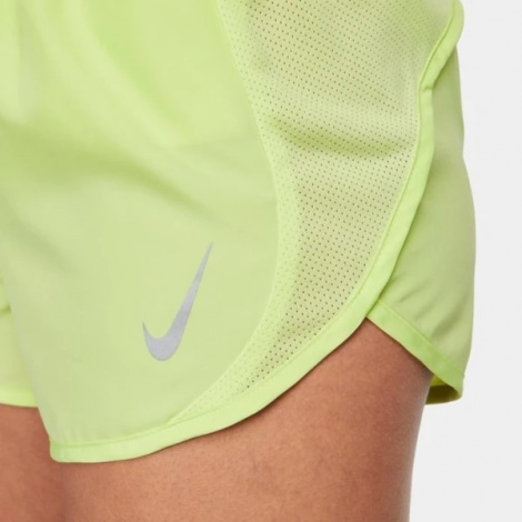 Шорти для бігу жіночі Nike FAST TEMPO DRI-FIT салатові DD5935-736