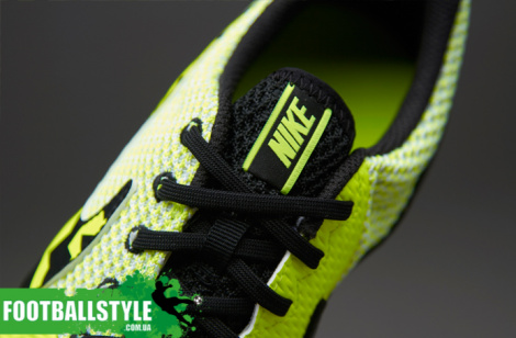 Бутсы для футзала Nike Elastico PRO III IC