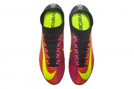 Футбольные бутсы Nike Mercurial Superfly V FG