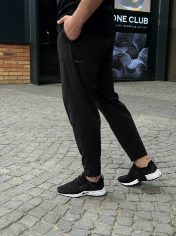 Брюки Nike Yoga