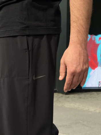 Брюки Nike Yoga