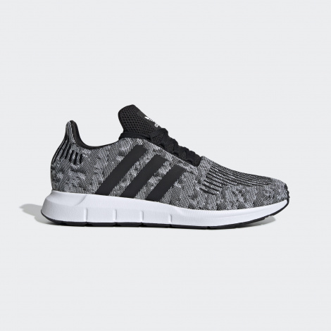 Кросівки Чоловічі Adidas Swift Run