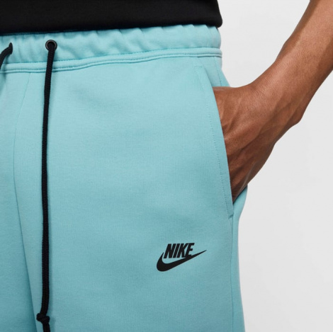Шорты Nike Sportswear Tech Fleece Shorts