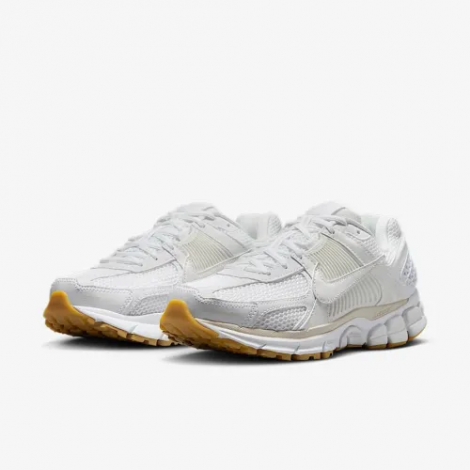 Кроссовки Nike W Zoom Vomero 5
