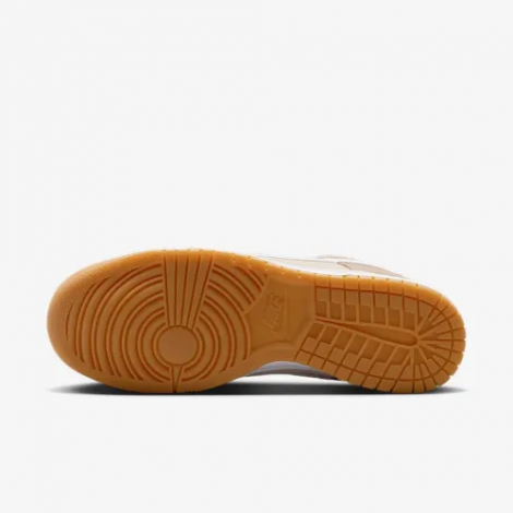 Кросівки Чоловічі Nike Dunk Low Retro Se Beige Hq1931-100 42