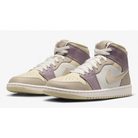 Кроссовки Jordan 1 Mid