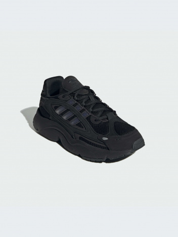 Кросівки Adidas Ozmillen