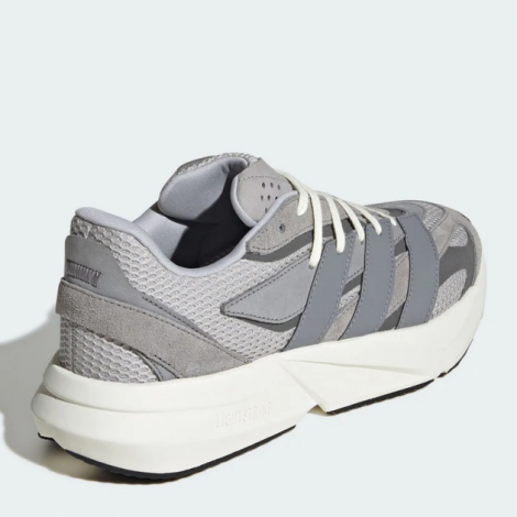 Кросівки Adidas Lightblaze