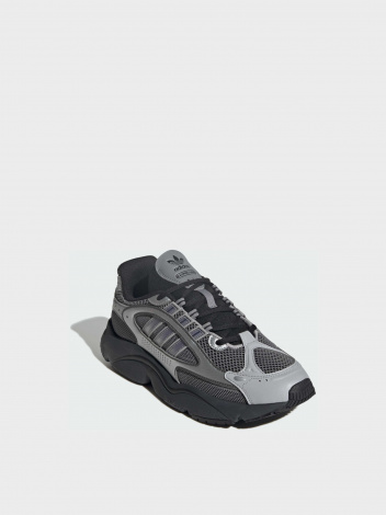 Кросівки Adidas Ozmillen