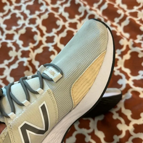 Кросівки New Balance Fresh Foam Roav
