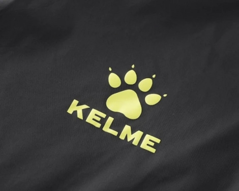 Ветровка Kelme KELME 8161WT1006.9000