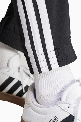 Штани adidas Essentials 3-Stripes Woven - чорний