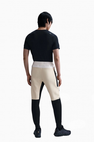 Штани Nike Sportswear Tech Fleece