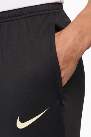 Штани Nike Dri-FIT Strike - чорний