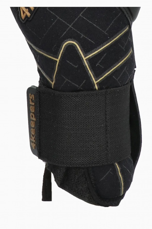 Вратарские перчатки 4keepers Soft Onyx NC - черный