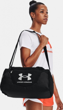 Сумка спортивная Under Armour UNDENIABLE 5.0 DUFFLE XS черная 1369221-001