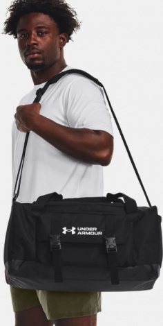 Сумка спортивна Under Armour TRIUMPH DUFFLE SM чорна 1376466-001