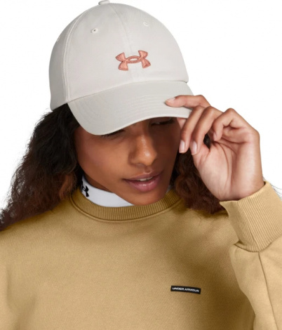 Кепка женская Under Armour WOMEN'S BLITZING ADJ молочная 1376705-114