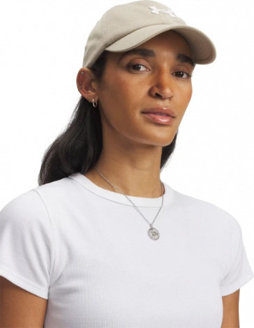 Кепка женская Under Armour WOMEN'S BLITZING ADJ бежевая 1376705-299