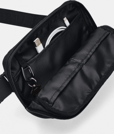 Сумка пояс Under Armour LOUDON WAIST BAG XBODY 2L чорна 1378418-001