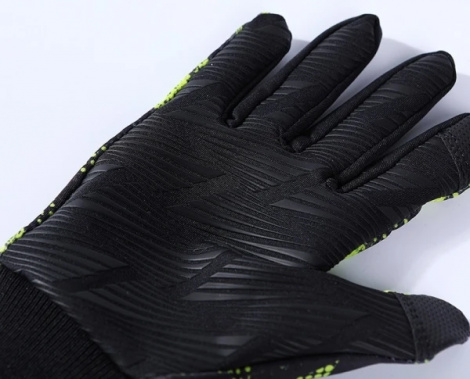Рукавички дорослі Kelme COLD GLOVES чорно-салатові 8161ST5003.9010