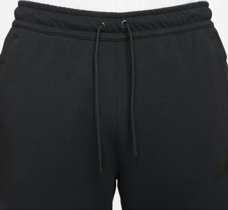 Спортивні штани Nike SPORTSWEAR TECH ESSENTIALS чорні DD5293-010