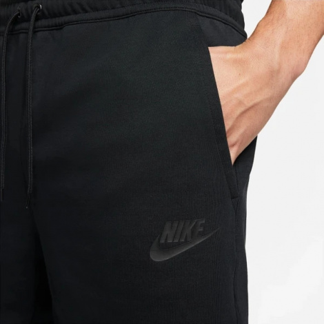 Шорти Nike SPORTSWEAR TECH ESSENTIALS чорні DD5301-010