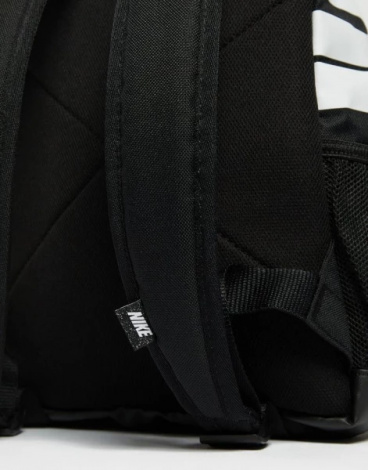 Рюкзак підлітковий Nike Y NK BRSLA JDI MINI BKPK чорний DR6091-010