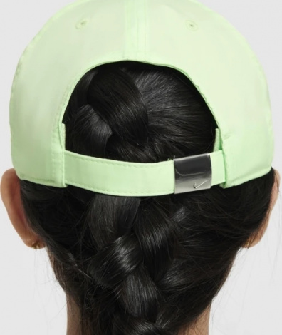 Бейсболка подростковая Nike K NK DF CLUB CAP US CB MTSWSH светло-зеленая FB5064-376