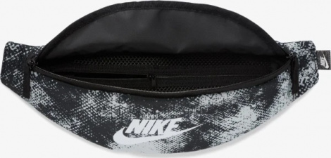 Сумка на пояс Nike NK HRITG WSTPCK-RORSCHACH чорно-біла FN0890-100