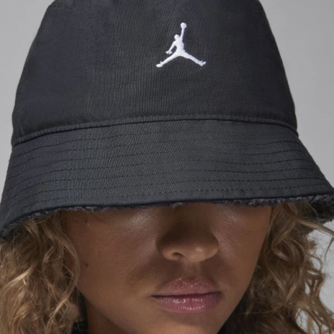 Панама зимова Nike UJ APEX BUCKET WINTER чорна FN4674-010