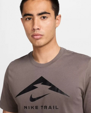 Футболка для бігу Nike DRI-FIT TRAIL RUNNING коричнева FQ3914-289