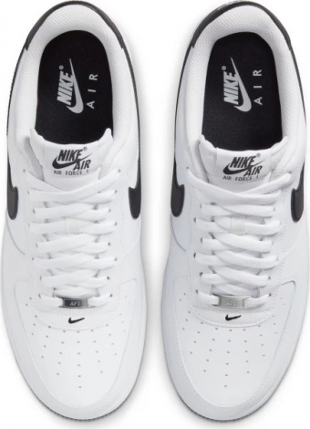 Кроссовки Nike AIR FORCE 1 07 бело-черные FQ4296-101