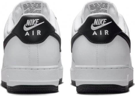 Кроссовки Nike AIR FORCE 1 07 бело-черные FQ4296-101