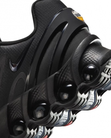Кросівки Nike AIR MAX DN8 чорні FQ7860-002