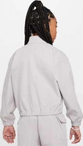 Куртка підліткова Nike SPORTSWEAR OVERSIZED LIGHTWEIGHT JACKET світло-сіра FZ5557-009