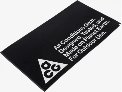 Рушник Nike TOWEL ACG GRAPHIC чорно-білий N.101.3206.012.OS