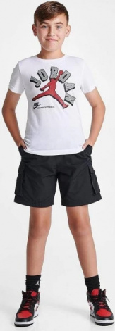 Футболка детская Nike JORDAN VARISTY JUMPMAN S/S TEE белая 85C612-001