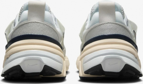 Кросівки жіночі Nike V2K RUN світло-сіро-персиково-темно-сині FD0736-004