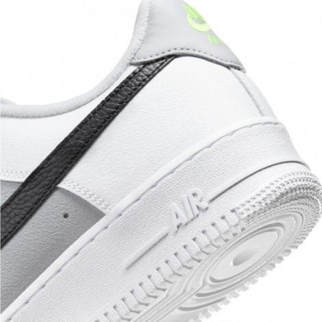 Кросівки Nike AIR FORCE 1 07 біло-срібні FQ2204-100