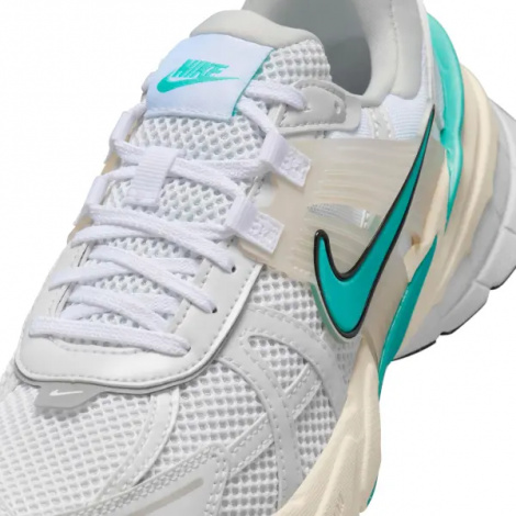 Кросівки жіночі Nike V2K RUN біло-бірюзові FD0736-105