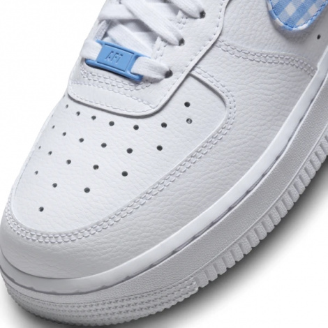 Кросівки жіночі Nike WMNS AIR FORCE 1 07 ESS TREND біло-блакитні DZ2784-100