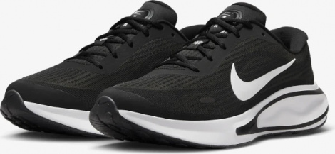 Кросівки бігові Nike JOURNEY RUN чорно-білі FN0228-001