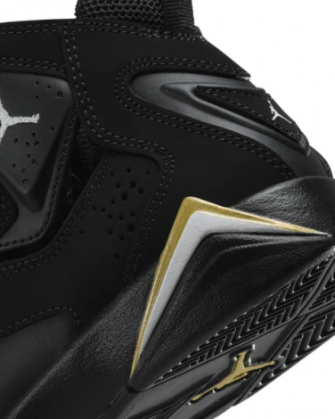 Кросівки баскетбольні підліткові Nike JORDAN TRUE FLIGHT (GS) чорно-золоті 343795-017