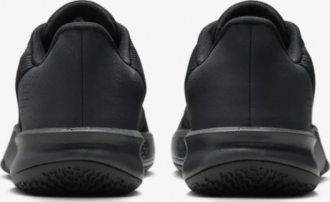 Кросівки баскетбольні Nike PRECISION 7 чорні FN4322-001